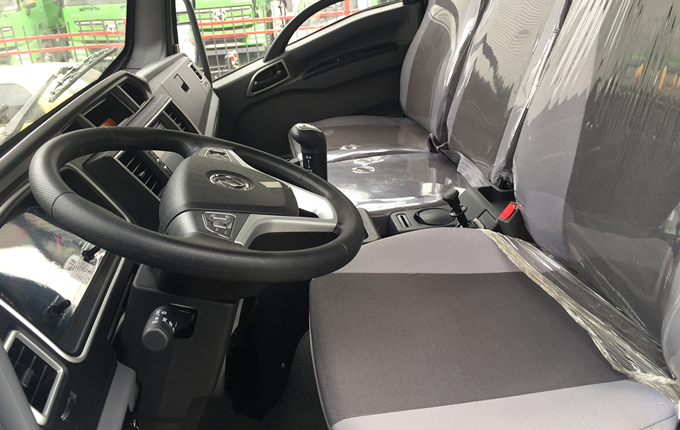 齊東方牌CLD5120GXWEQ6型吸污車